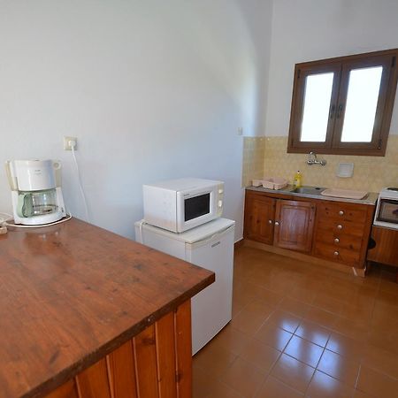 Madoupa Beach Apartments Орнос Екстериор снимка