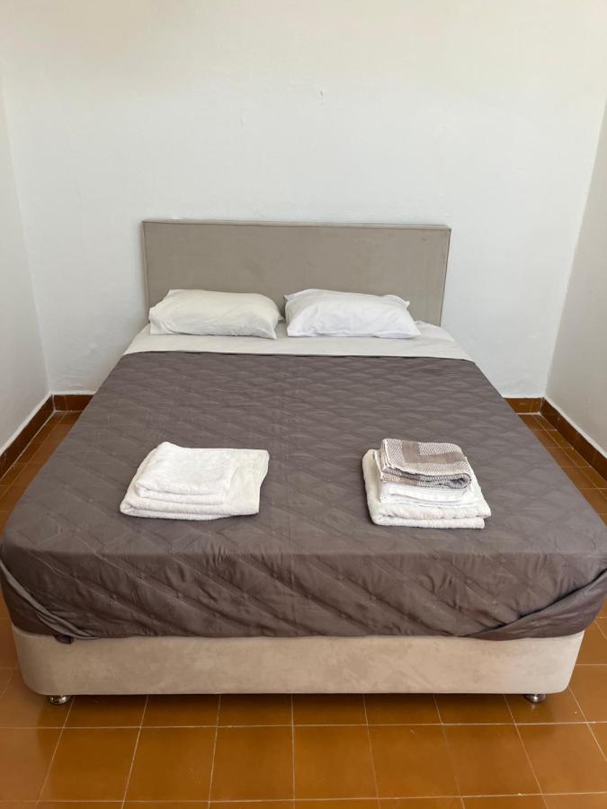Madoupa Beach Apartments Орнос Екстериор снимка