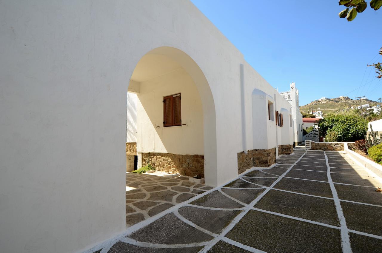 Madoupa Beach Apartments Орнос Екстериор снимка